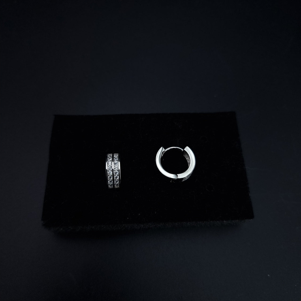 Clear Stones Hoop Earring SLPER0159
