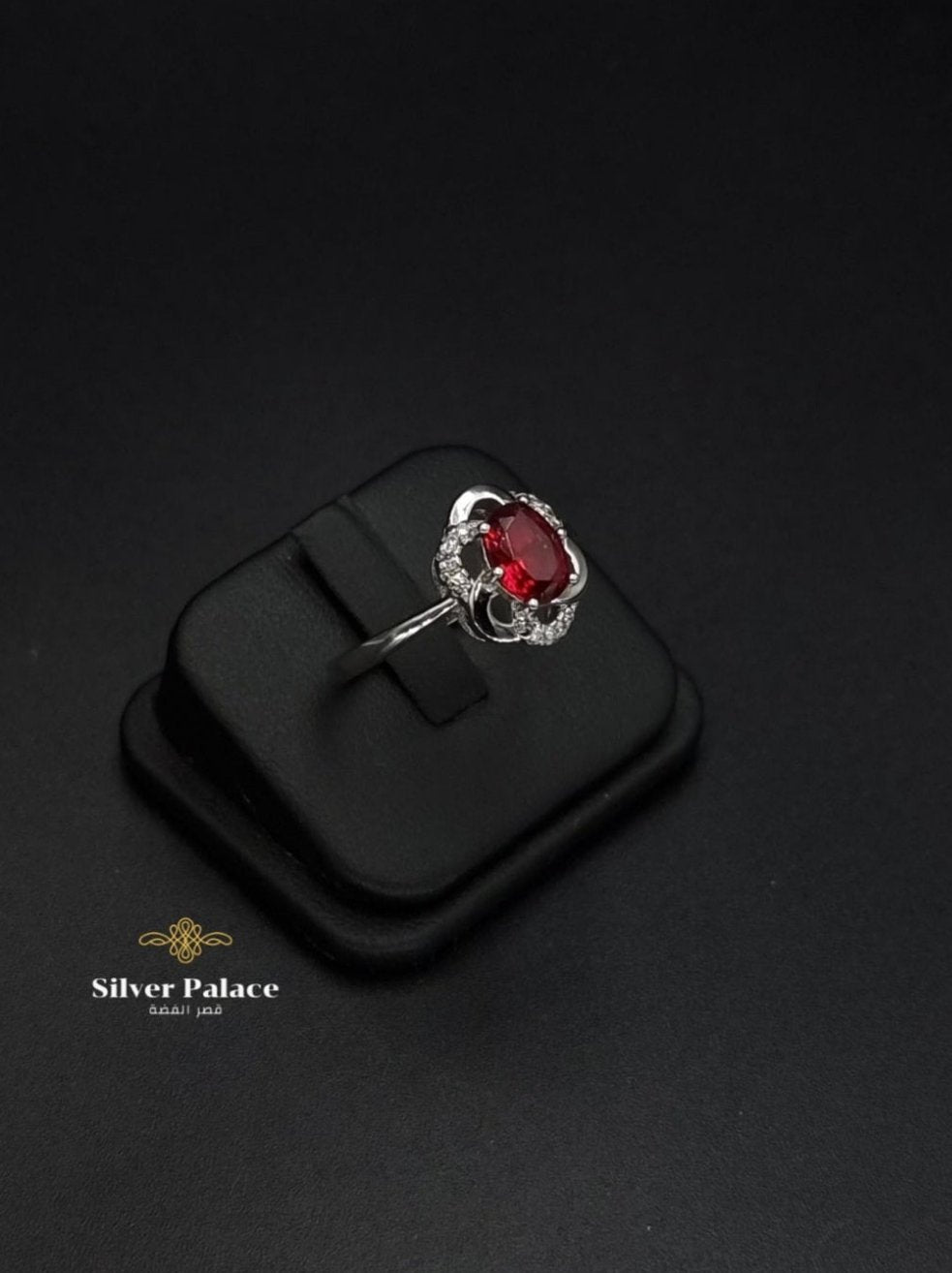 Red zircon stone flower ring