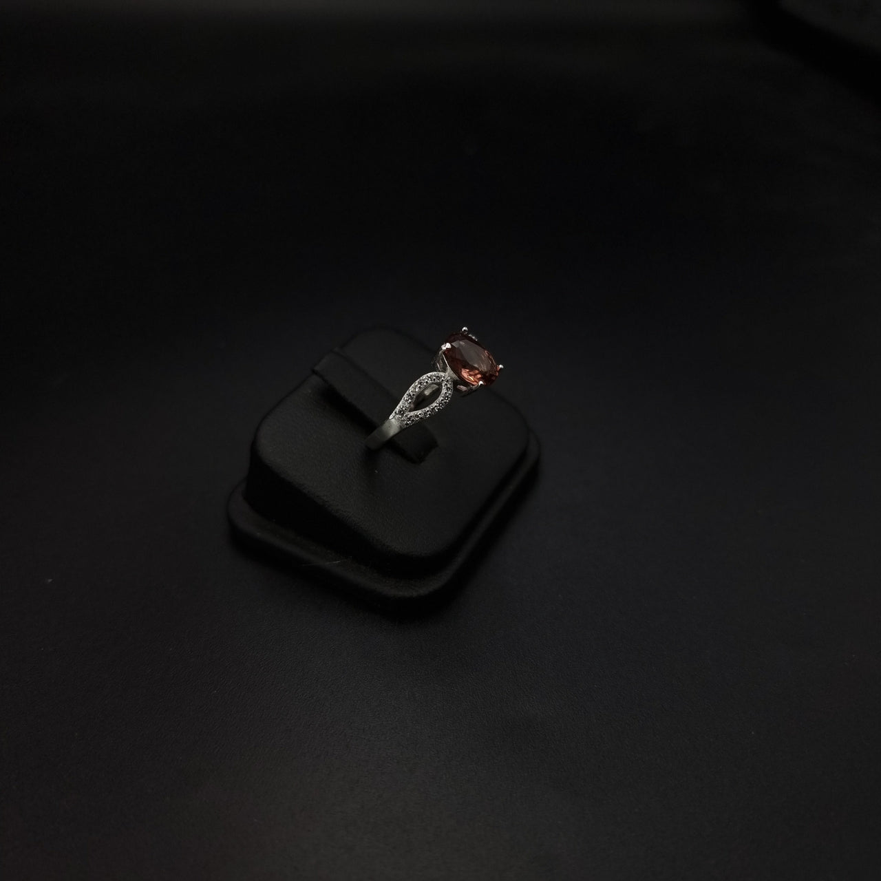 Dusty Rose Zircon Stones Set