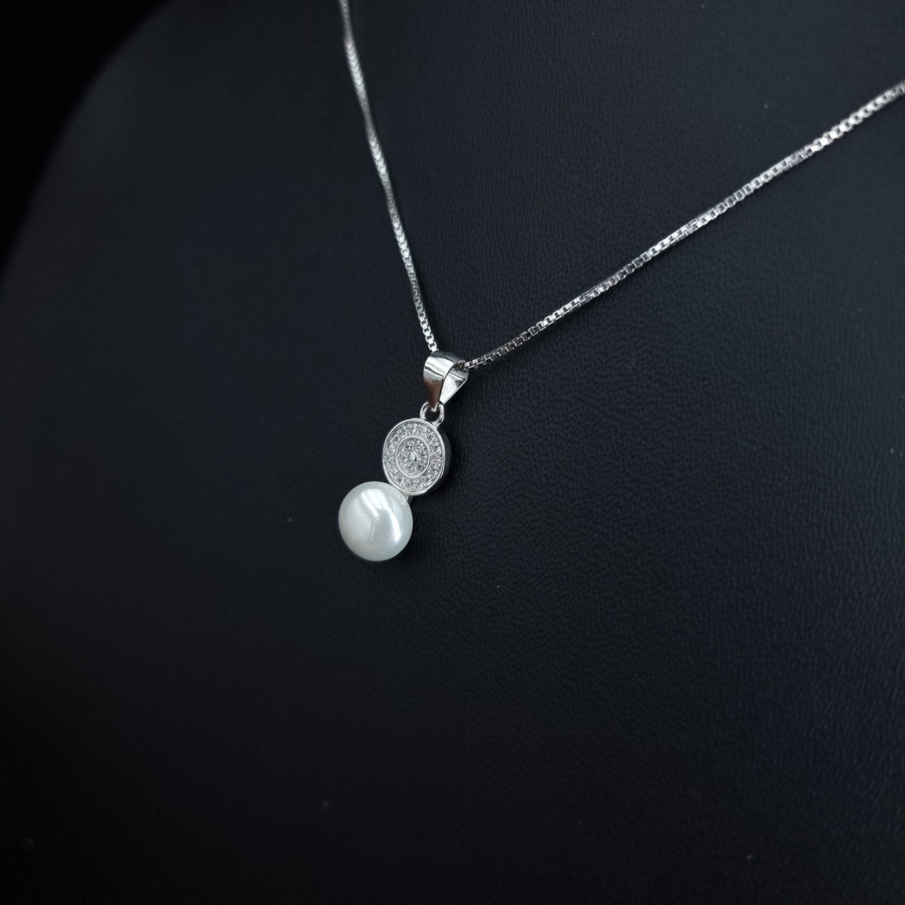 Fresh-water Pearl Necklace 316