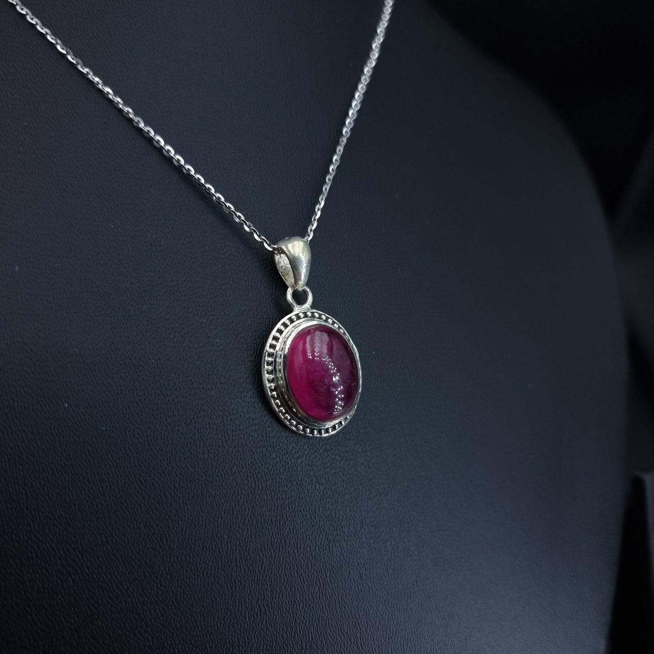 Natural Ruby Stone Necklae