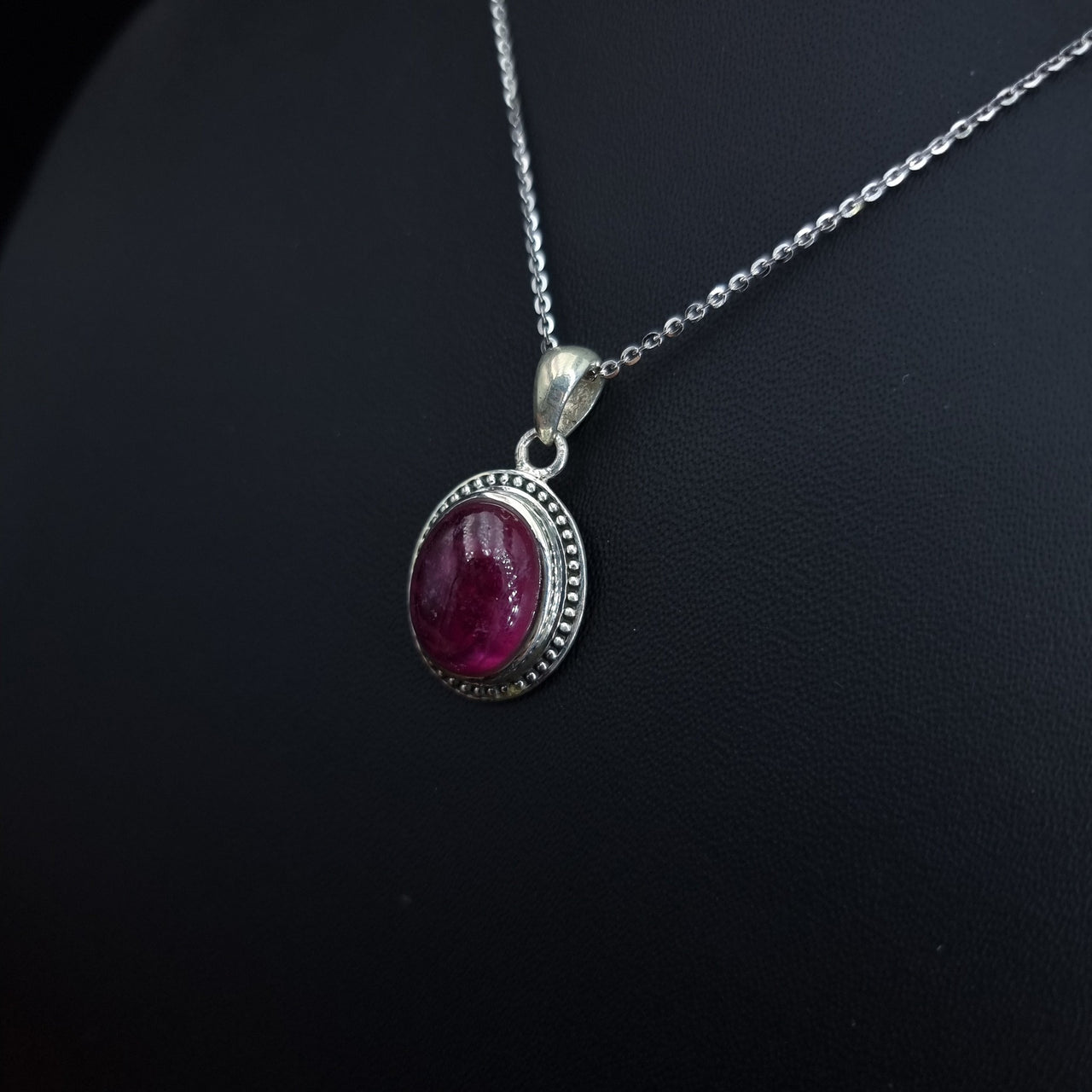 Natural Ruby Stone Necklae