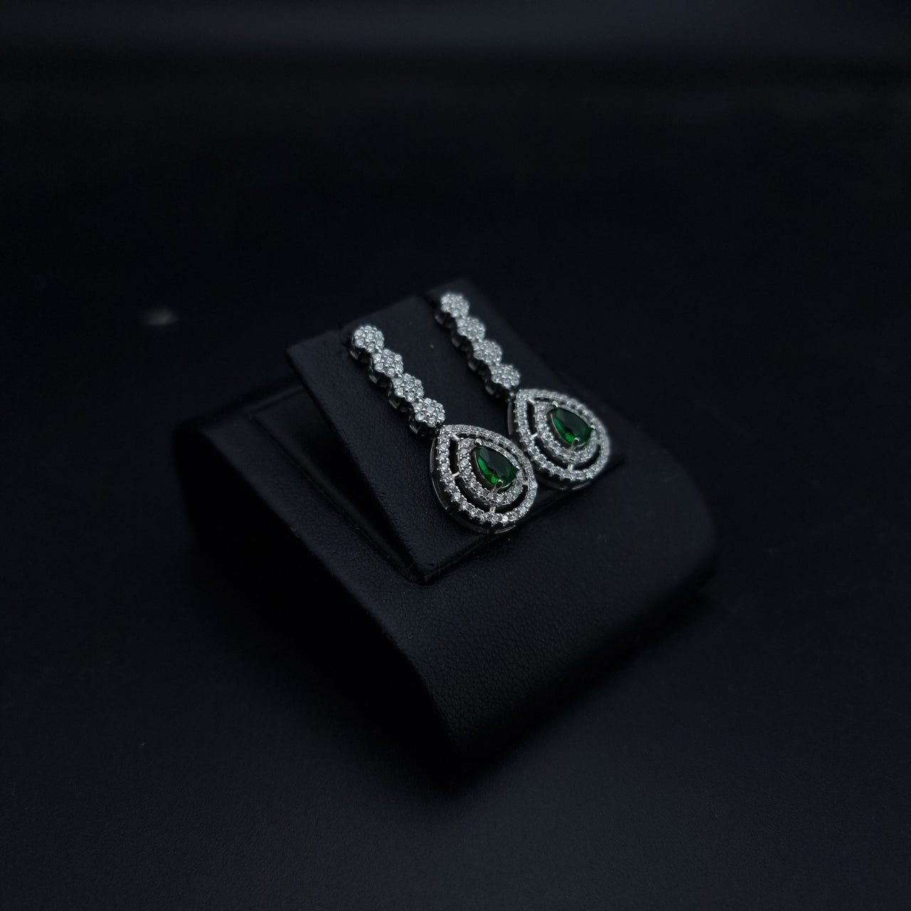 Special Occasions Luxury Green Zircon Stones SLPST0201