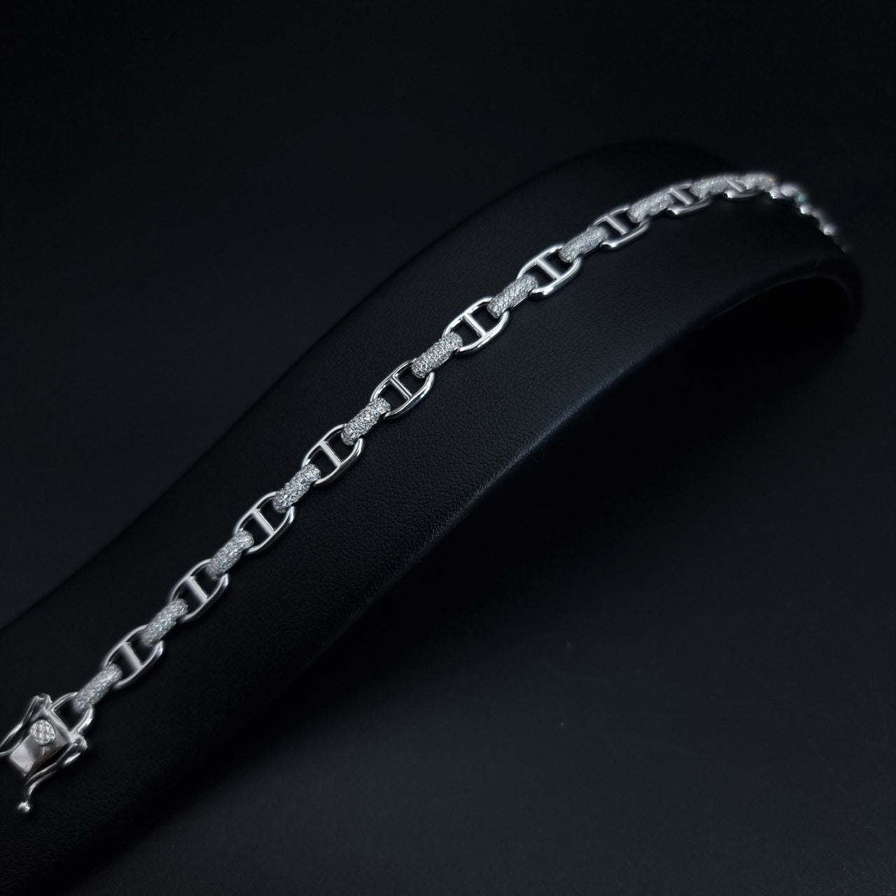Trendy Clear Stones Bracelet SLPBR0214