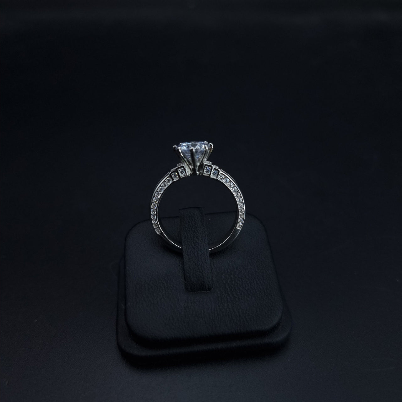 Wedding Ring With Central Zircon Stone SLPRG0148